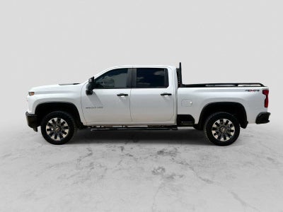 2021 Chevrolet Silverado 2500HD 4WD Crew Cab Standard Bed Custom