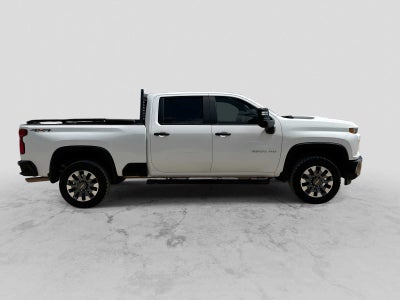 2021 Chevrolet Silverado 2500HD 4WD Crew Cab Standard Bed Custom