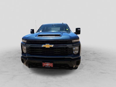 2024 Chevrolet Silverado 2500HD 4WD Crew Cab Standard Bed Custom