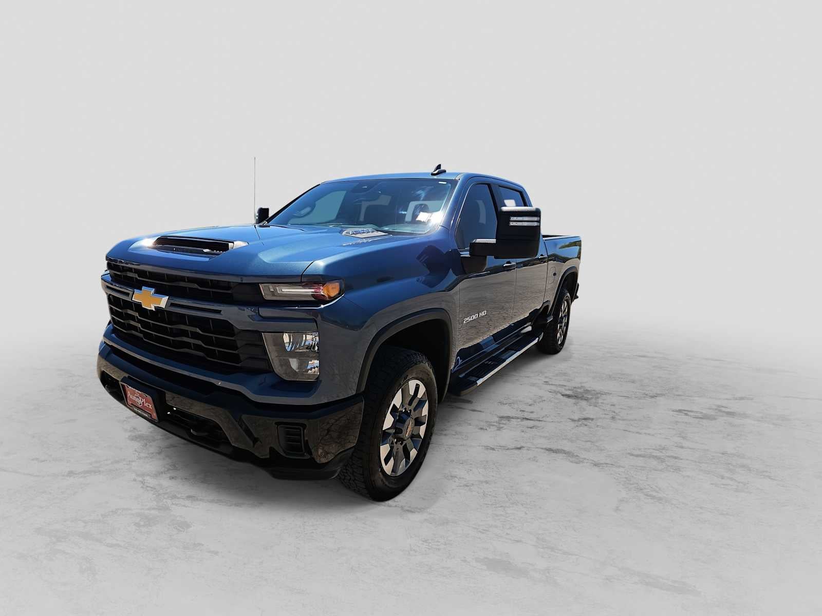 2024 Chevrolet Silverado 2500HD 4WD Crew Cab Standard Bed Custom