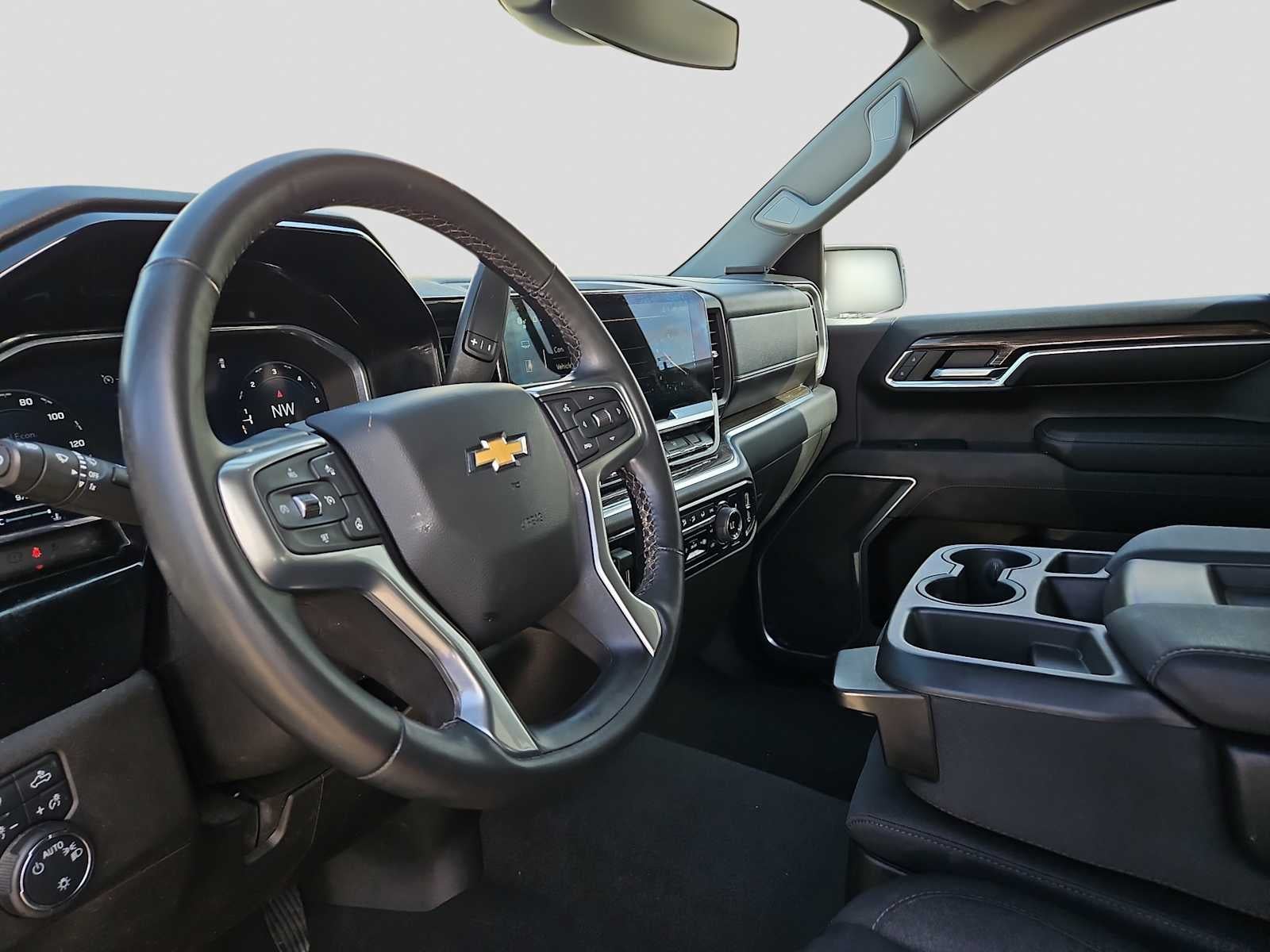 2023 Chevrolet Silverado 1500 4WD Crew Cab Standard Bed LT