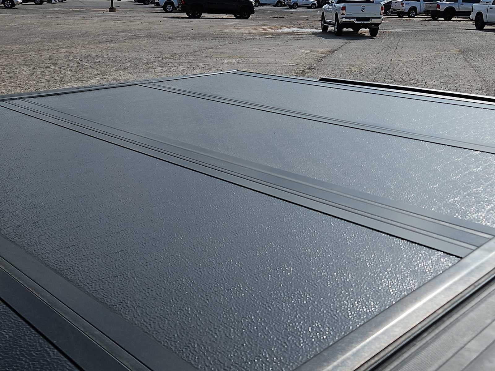 2023 Chevrolet Silverado 1500 4WD Crew Cab Standard Bed LT