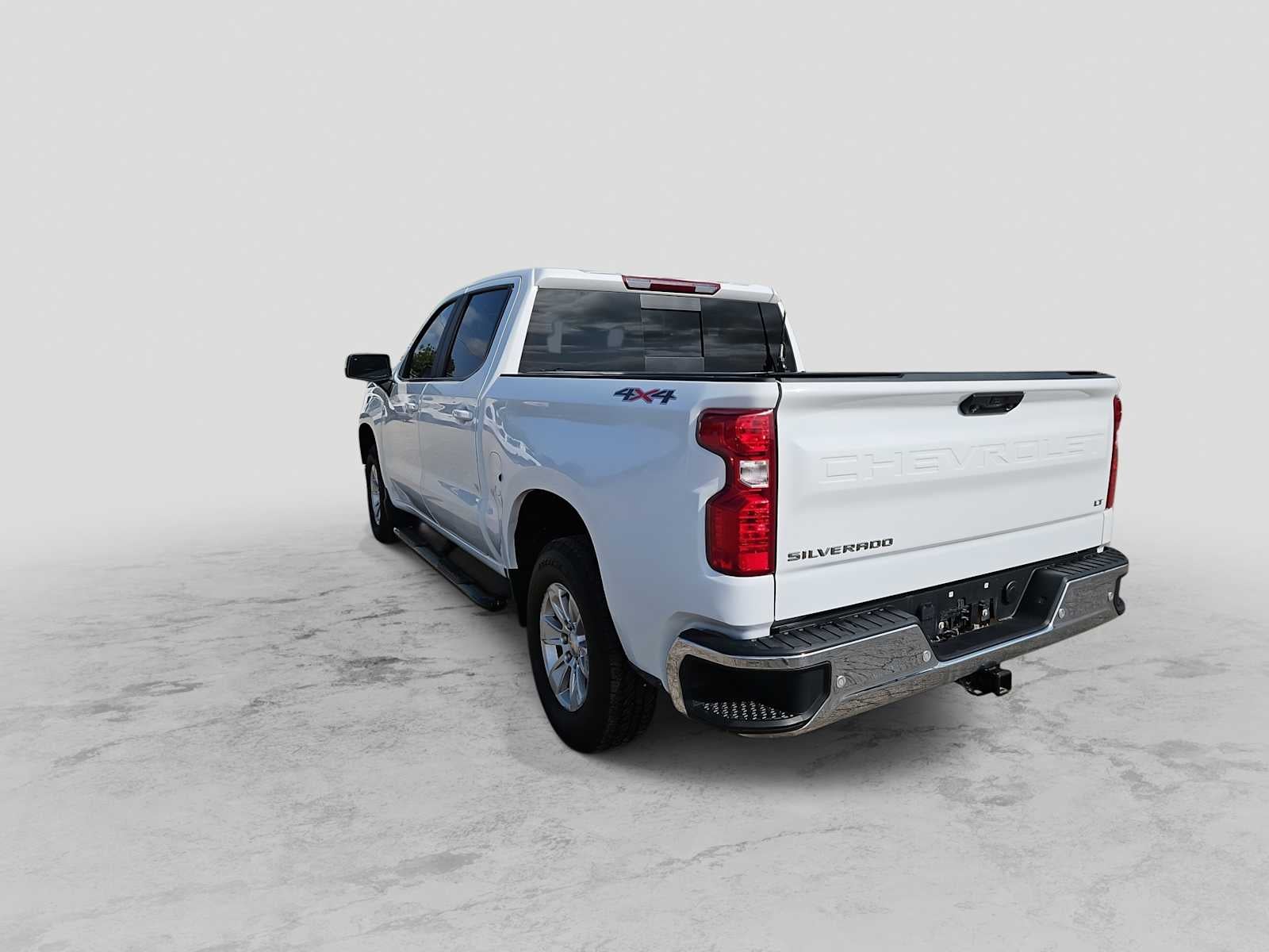 2023 Chevrolet Silverado 1500 4WD Crew Cab Standard Bed LT