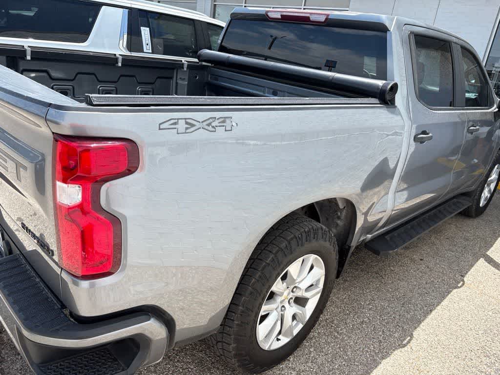 2021 Chevrolet Silverado 1500 2WD Crew Cab Short Bed Custom