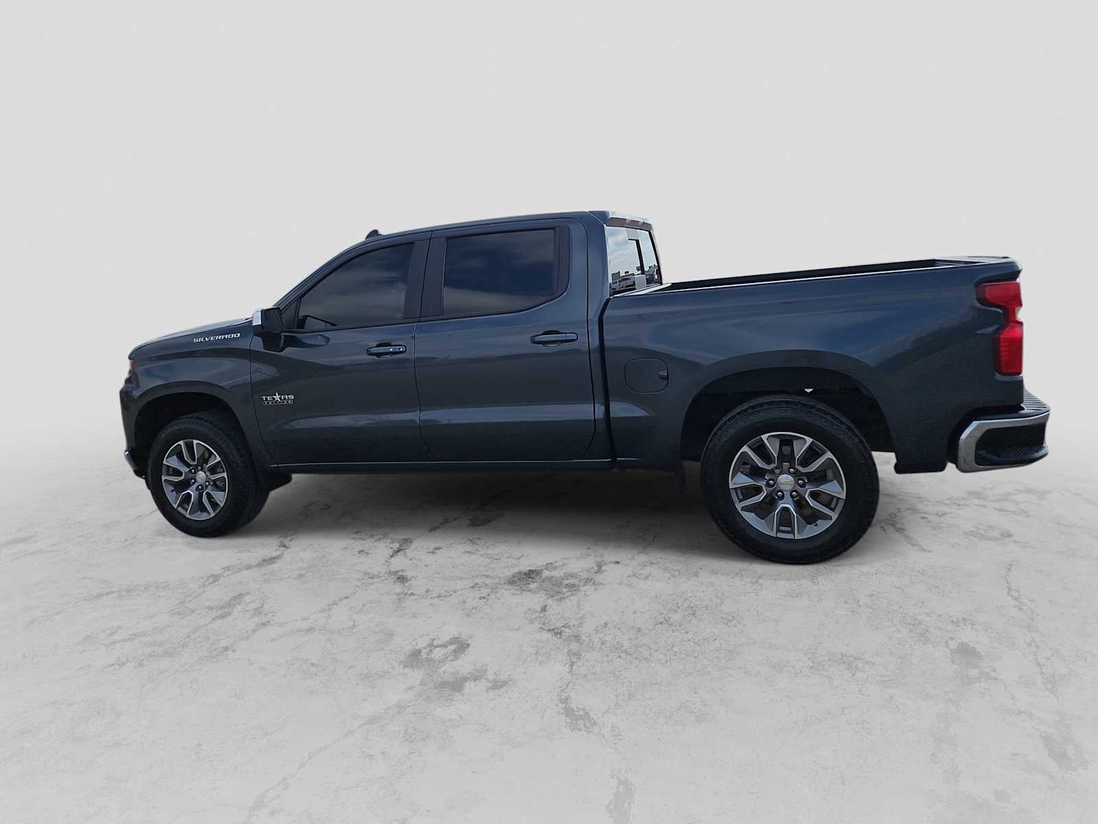 2021 Chevrolet Silverado 1500 2WD Crew Cab Short Bed LT