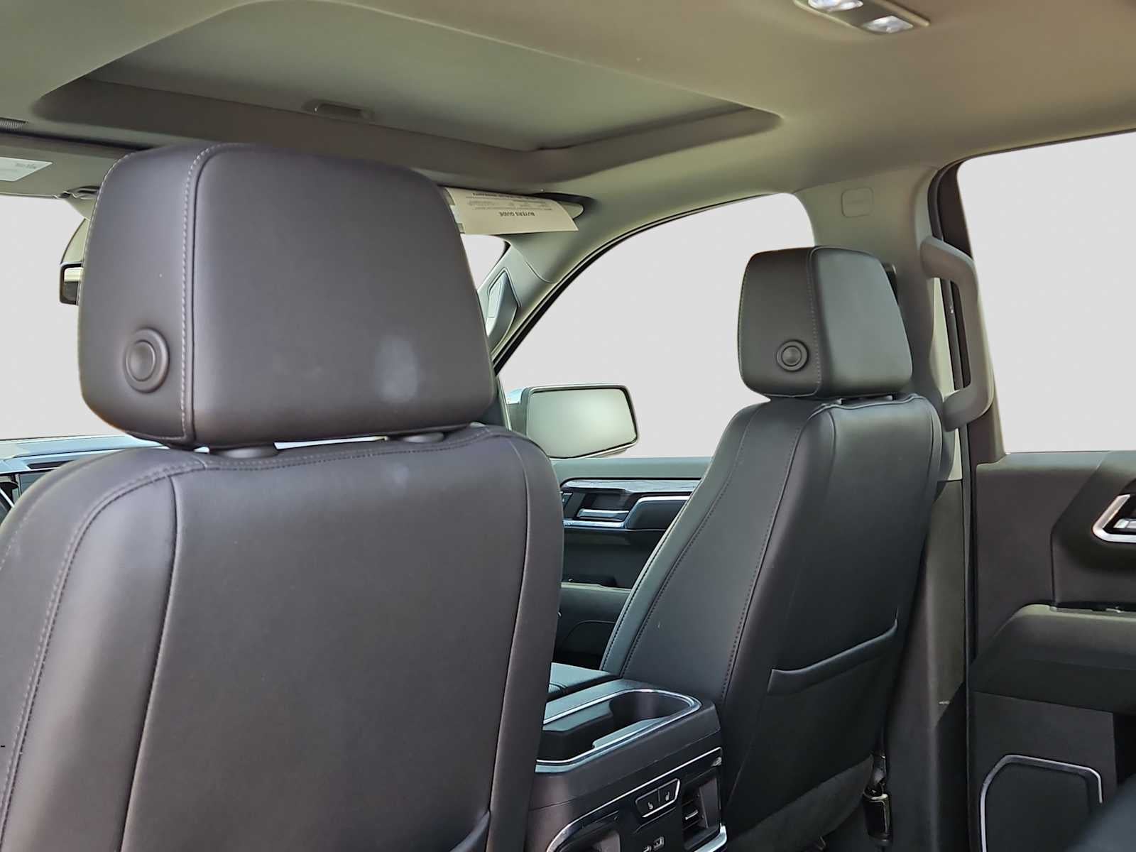 2023 Chevrolet Silverado 1500 4WD Crew Cab Short Bed LTZ