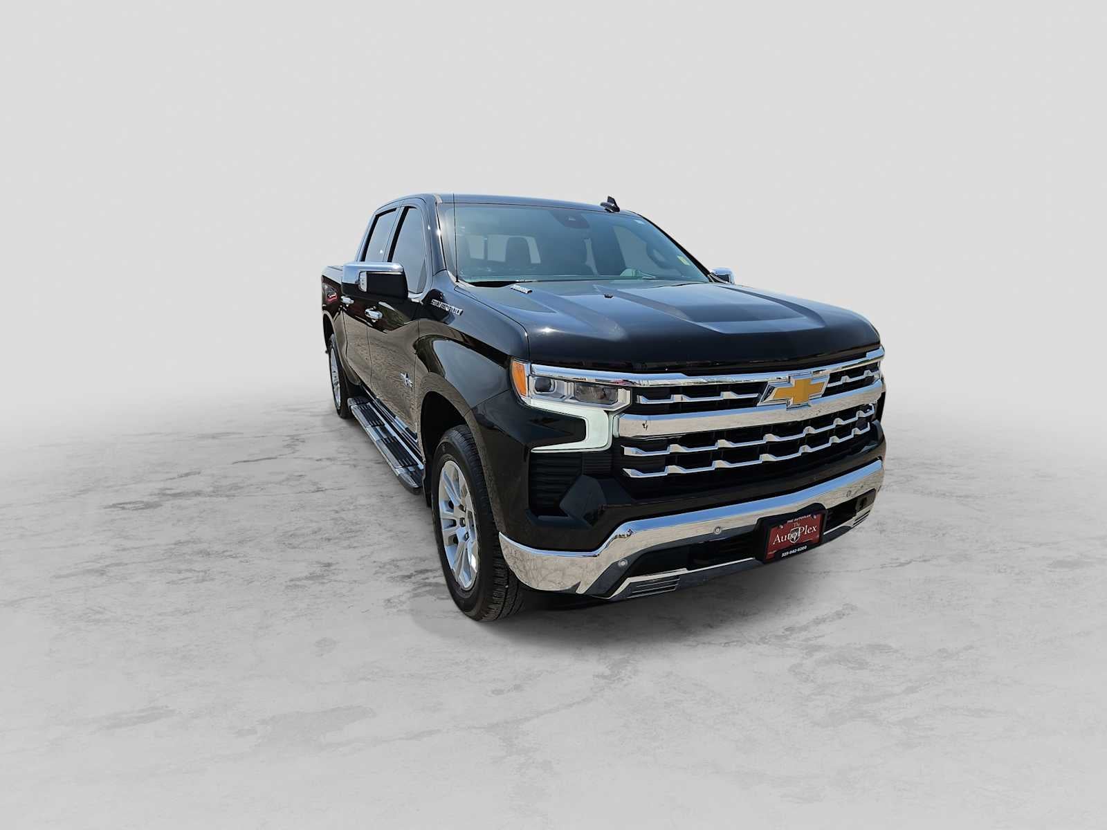 2023 Chevrolet Silverado 1500 4WD Crew Cab Short Bed LTZ