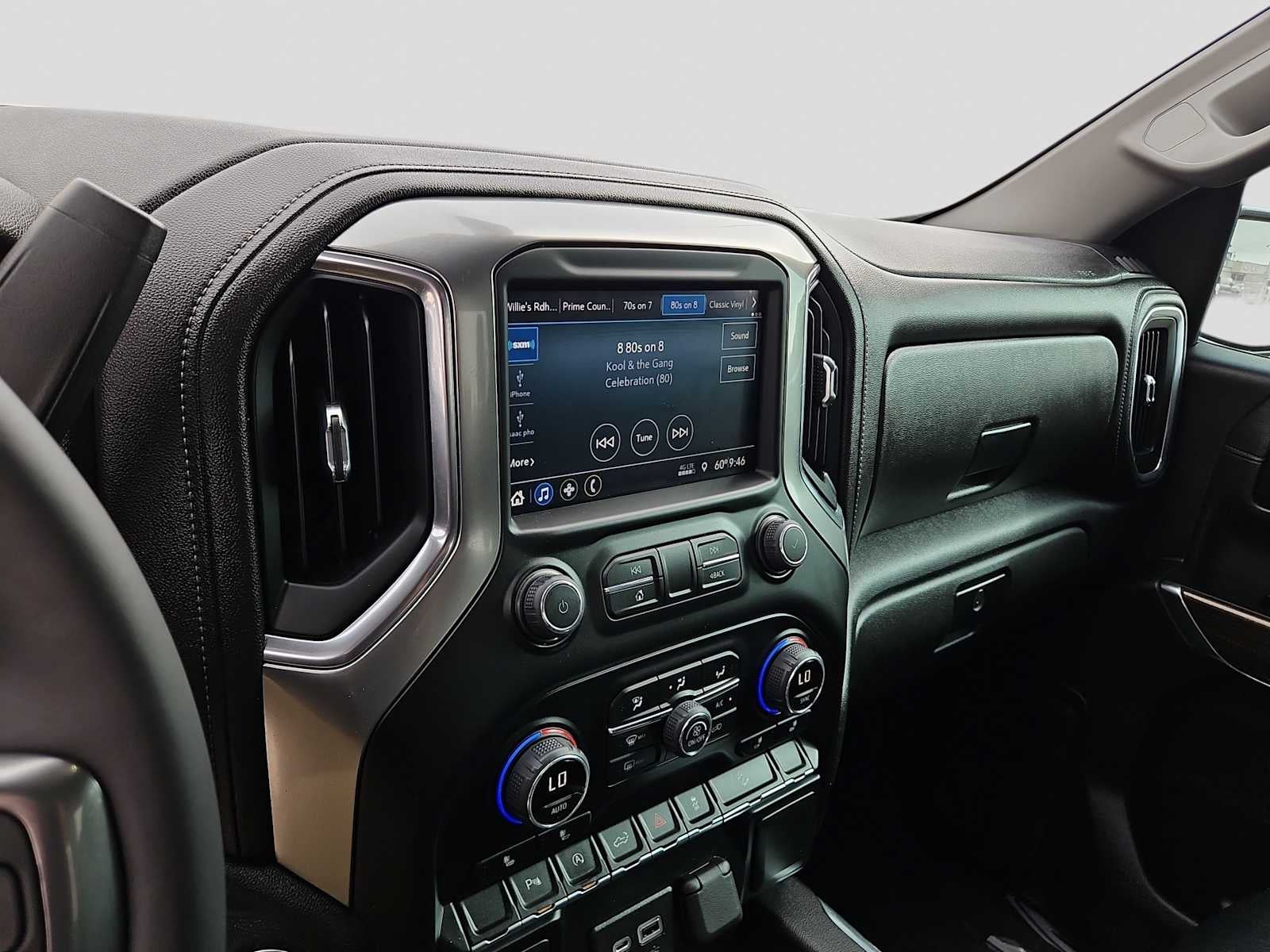 2022 Chevrolet Silverado 1500 LTD 4WD Crew Cab Short Bed RST