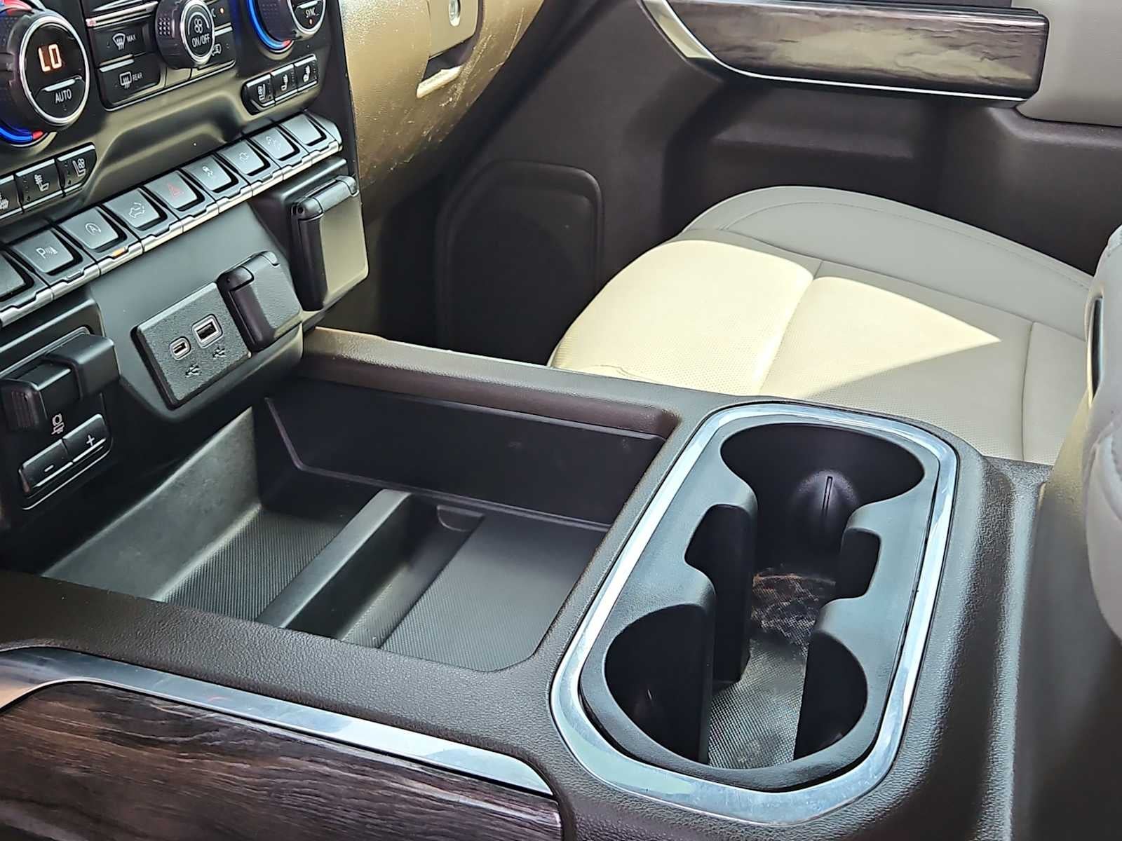 2022 Chevrolet Silverado 1500 LTD 4WD Crew Cab Short Bed LTZ