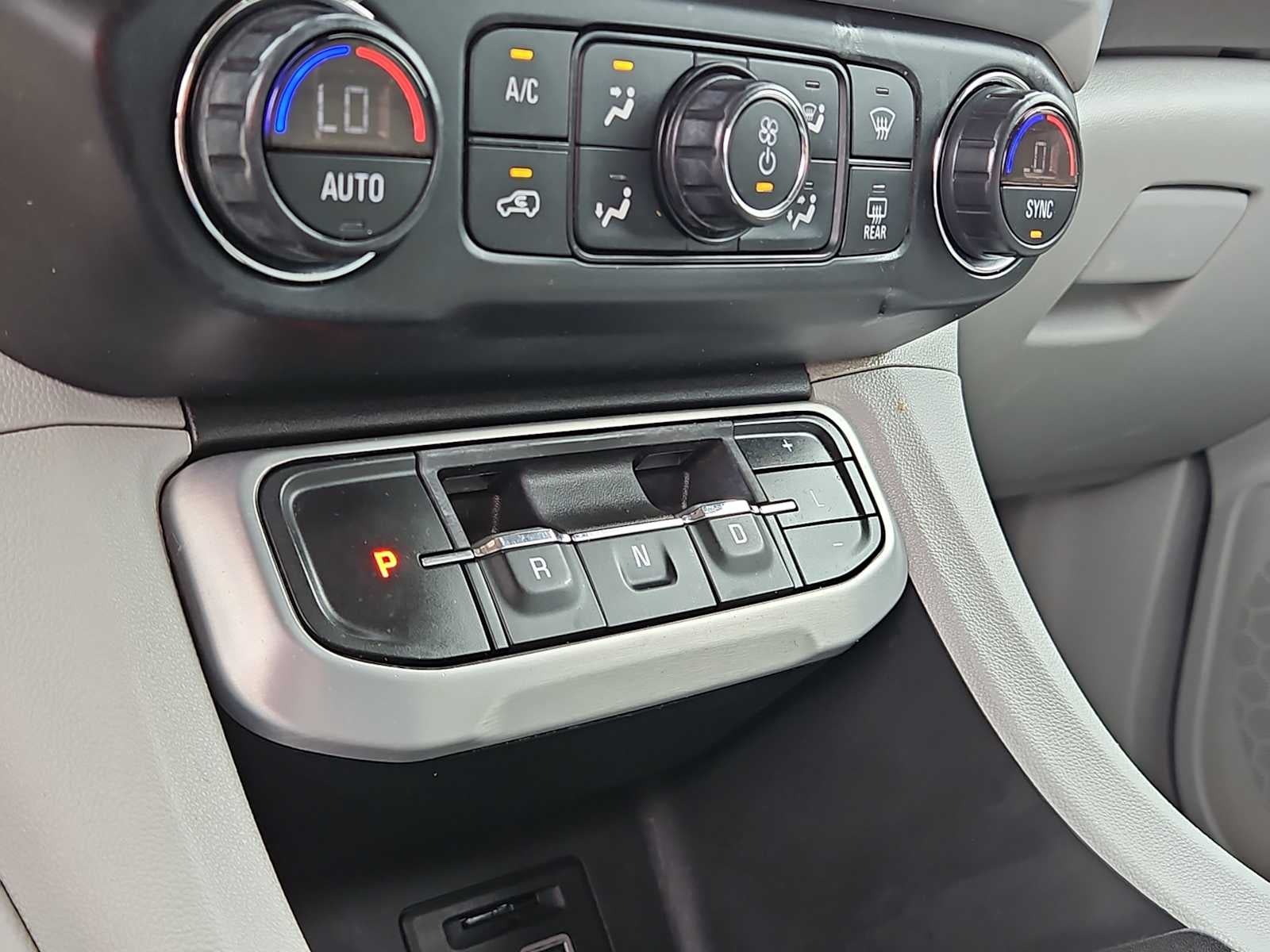 2021 GMC Acadia FWD SLT