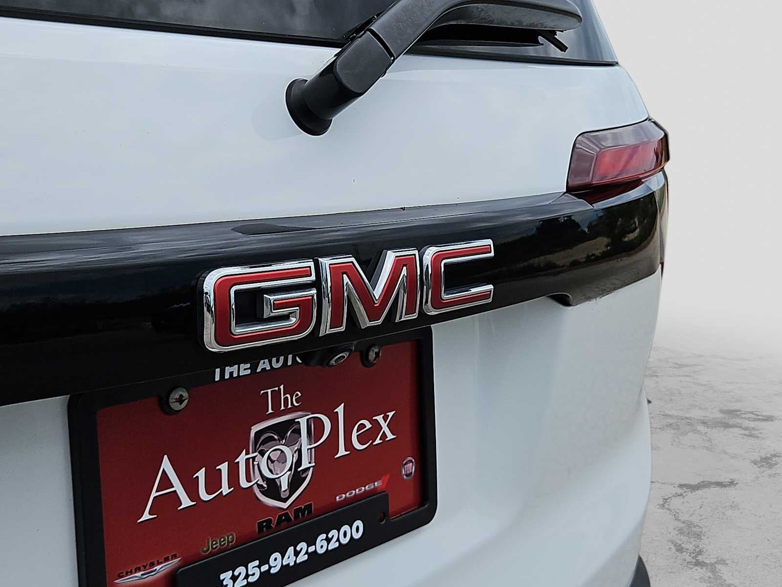 2023 GMC Acadia FWD SLT