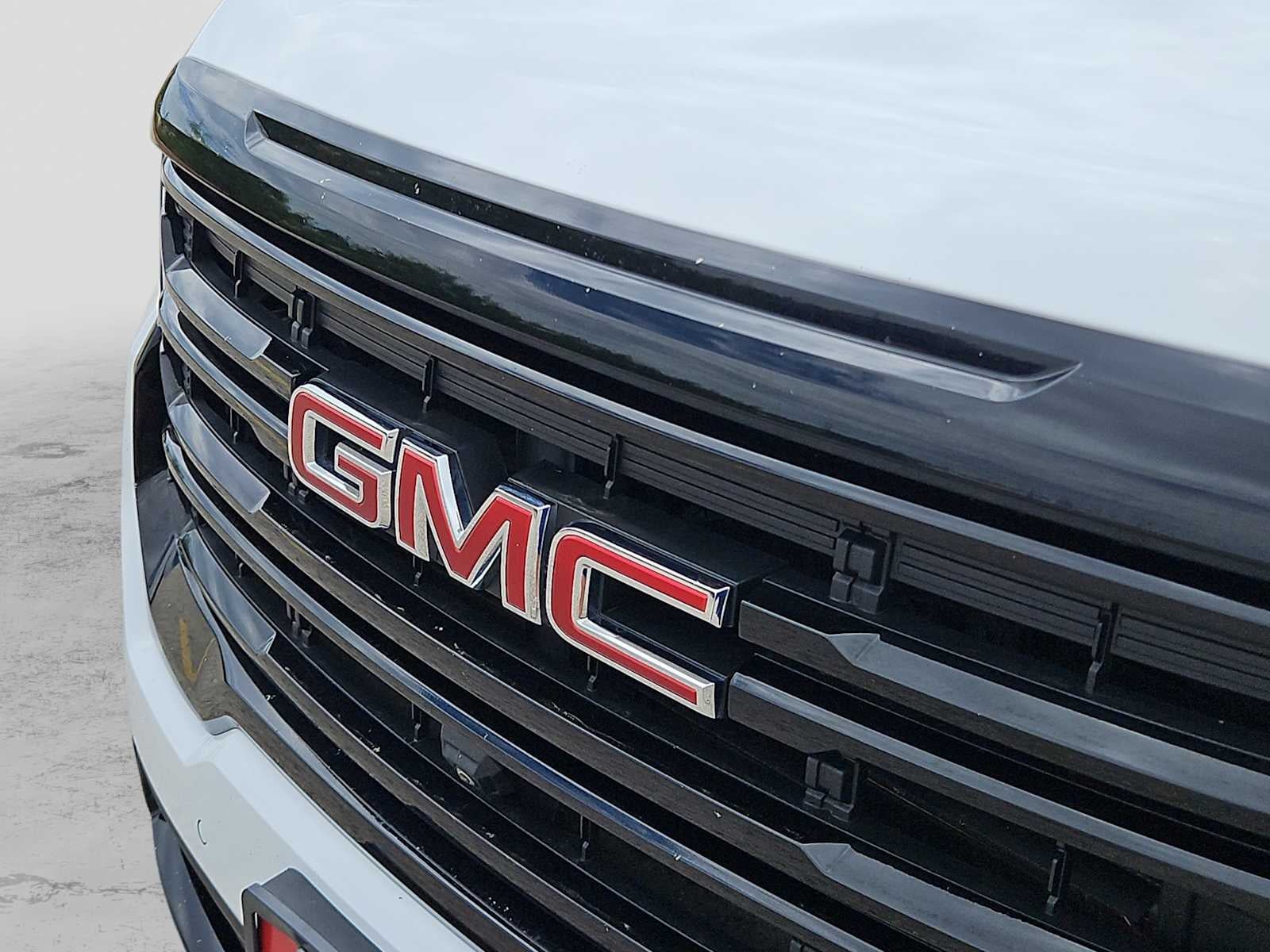 2023 GMC Acadia FWD SLT