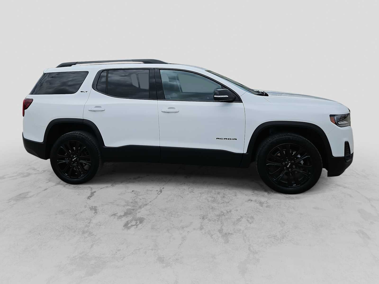 2023 GMC Acadia FWD SLT