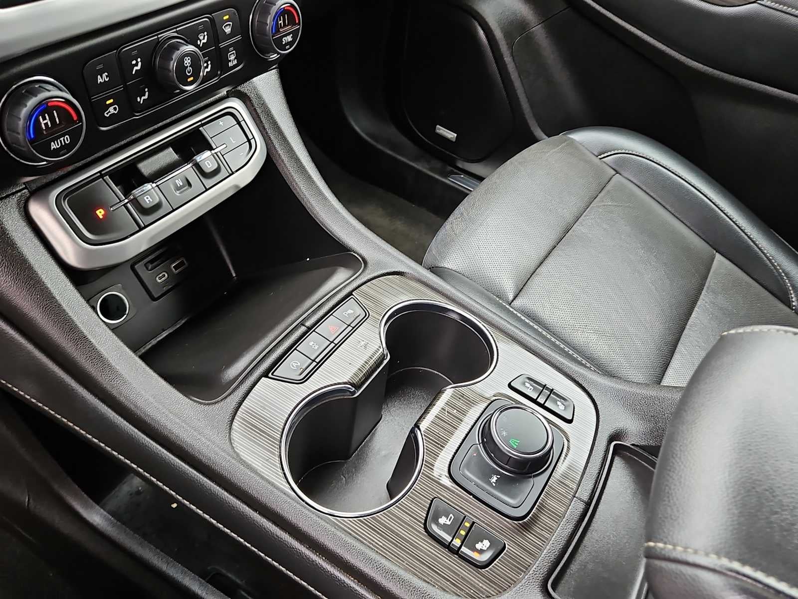 2023 GMC Acadia FWD SLT