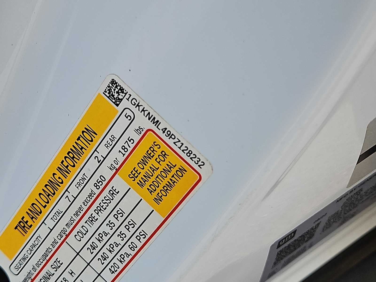 2023 GMC Acadia FWD SLT