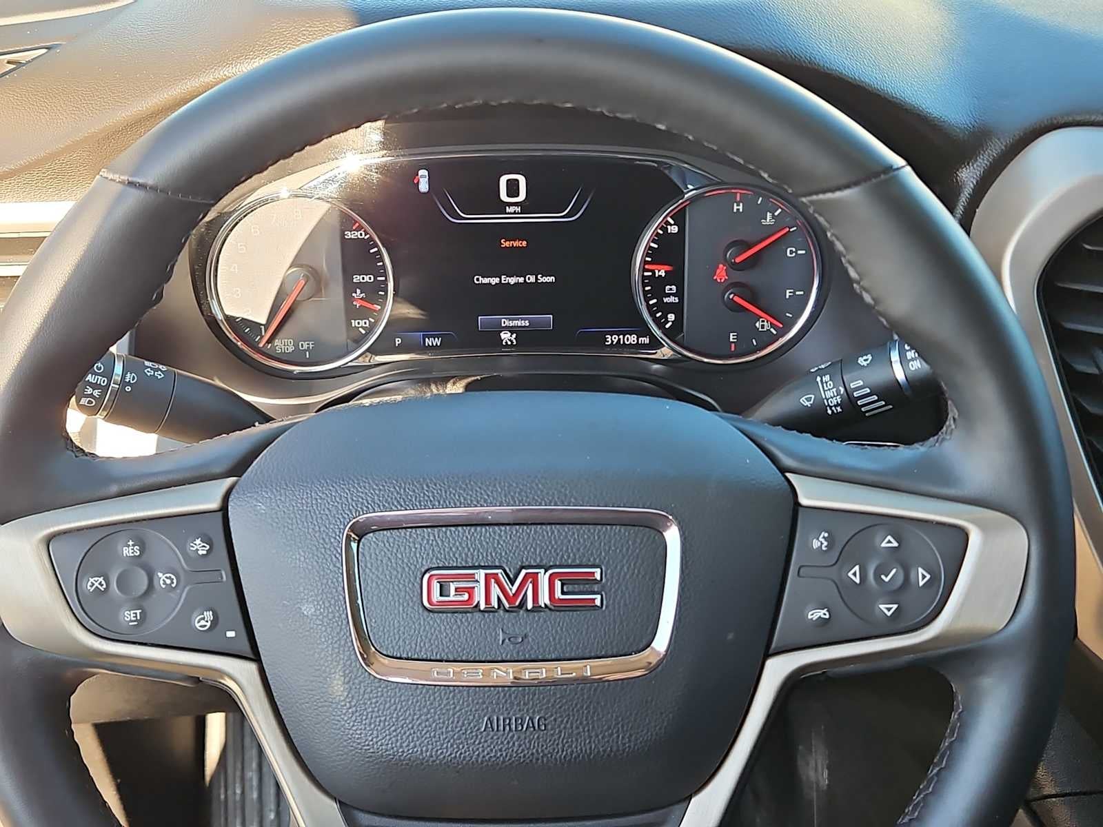 2023 GMC Acadia FWD Denali