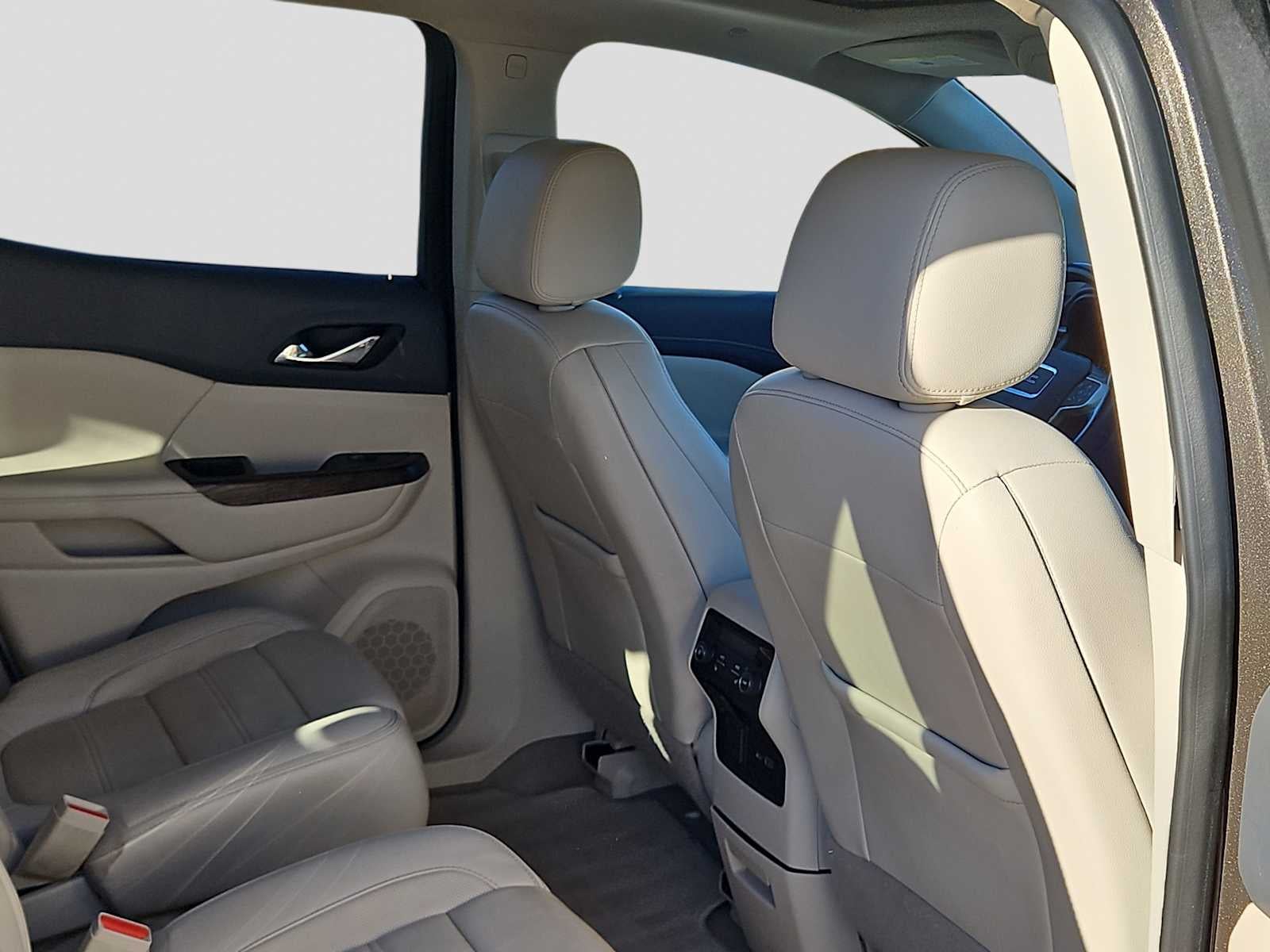 2020 GMC Acadia FWD Denali