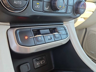 2020 GMC Acadia FWD Denali