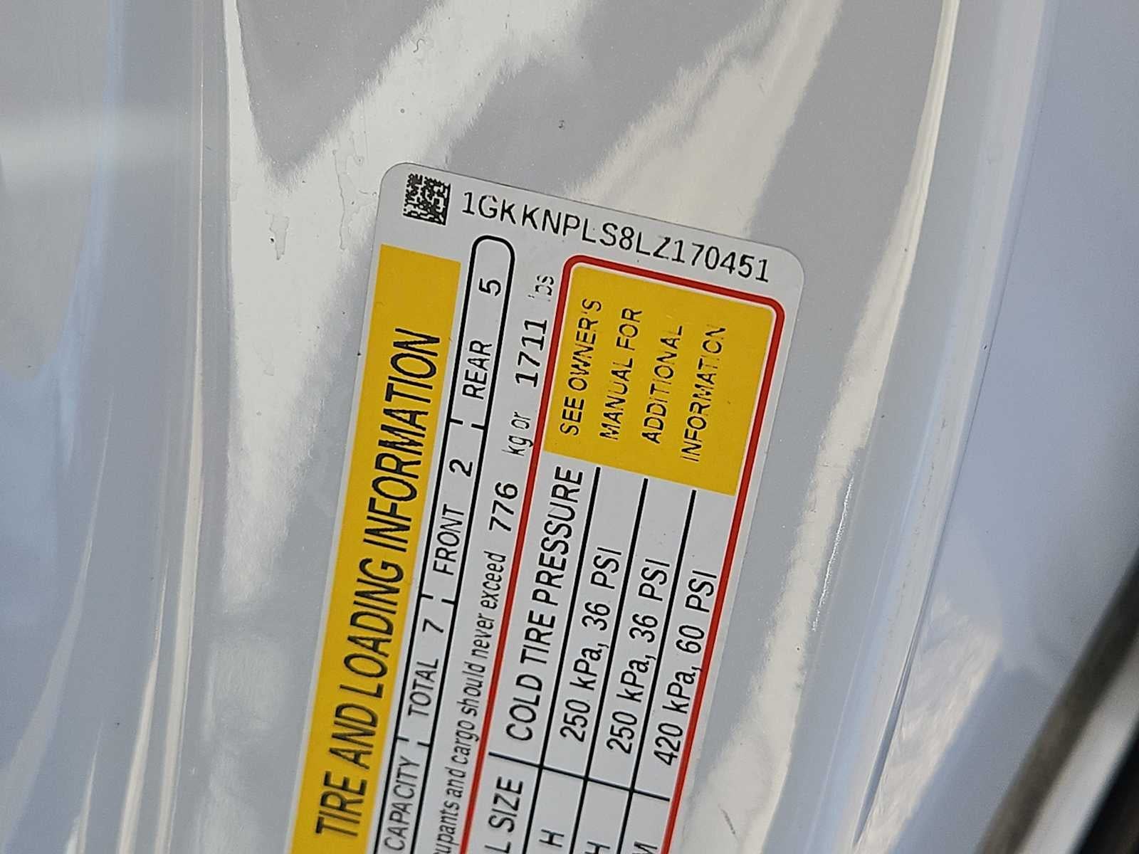 2020 GMC Acadia FWD Denali