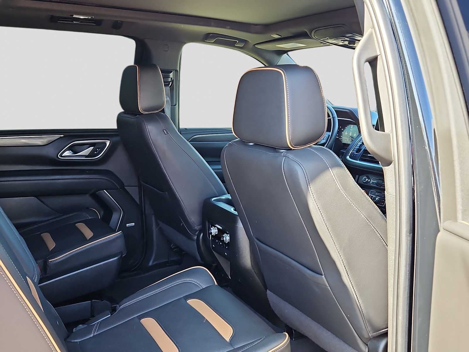 2022 GMC Yukon XL 4WD AT4