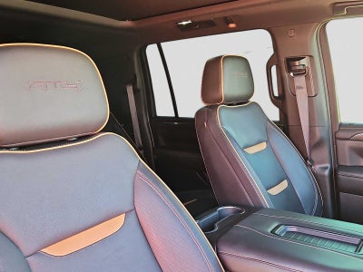 2022 GMC Yukon XL 4WD AT4