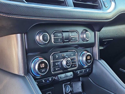 2022 GMC Yukon XL 4WD AT4