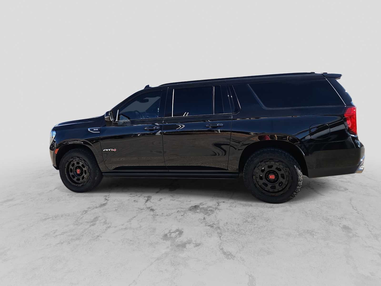 2022 GMC Yukon XL 4WD AT4