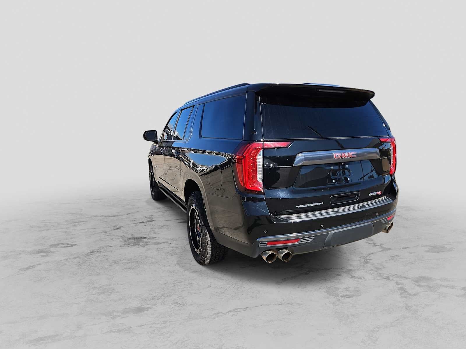 2022 GMC Yukon XL 4WD AT4