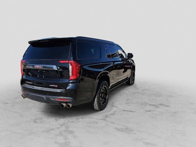 2022 GMC Yukon XL 4WD AT4