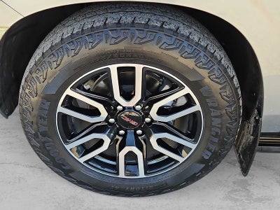 2024 GMC Yukon XL 4WD AT4