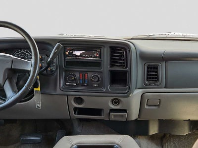 2003 Chevrolet Tahoe LS