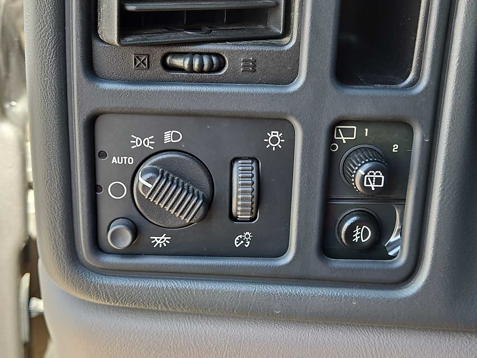2003 Chevrolet Tahoe LS