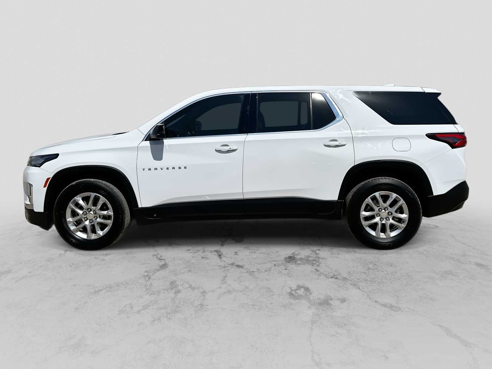 2023 Chevrolet Traverse FWD LS