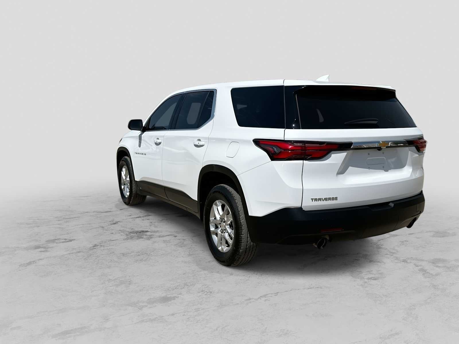 2023 Chevrolet Traverse FWD LS