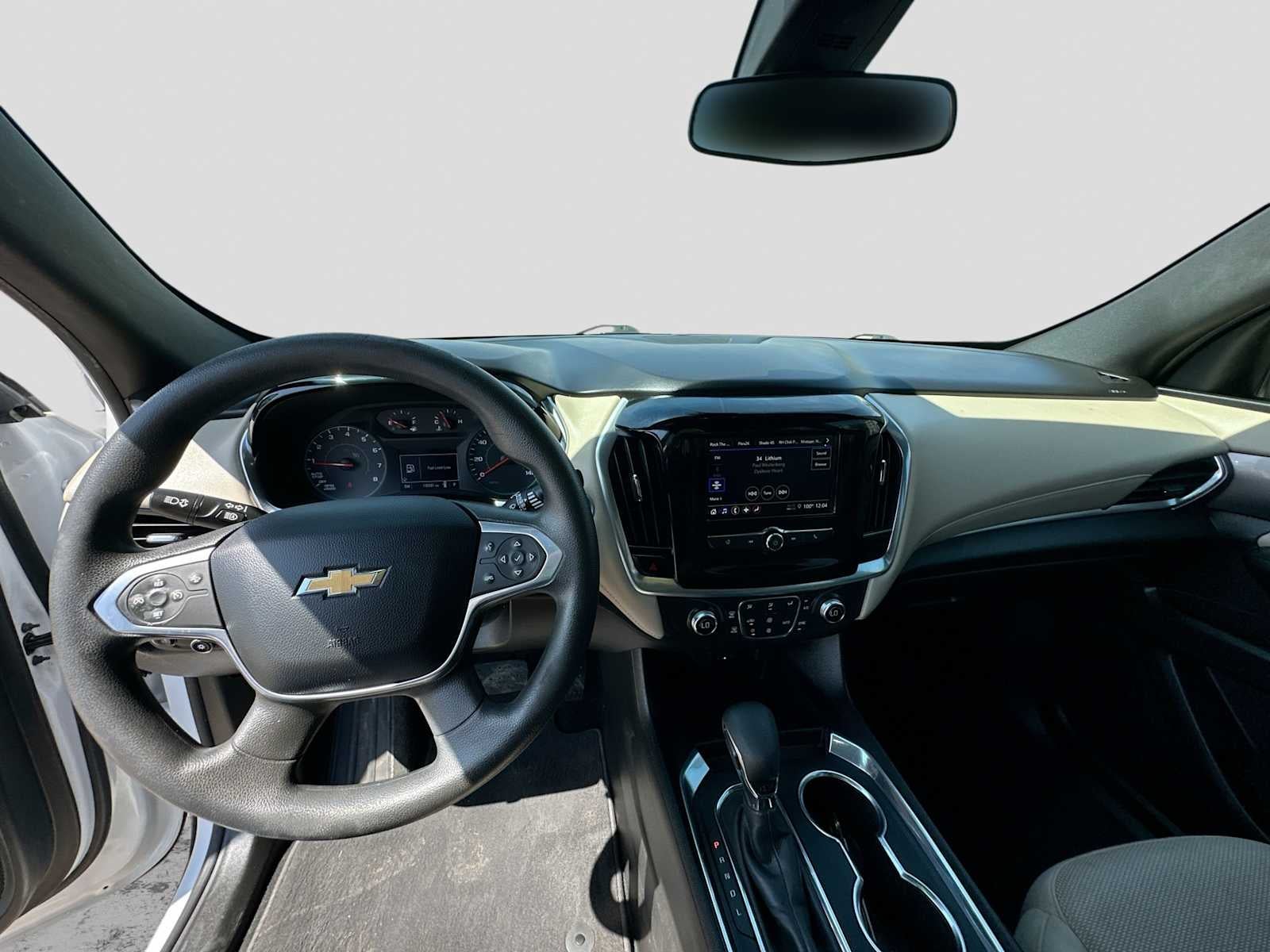 2023 Chevrolet Traverse FWD LS
