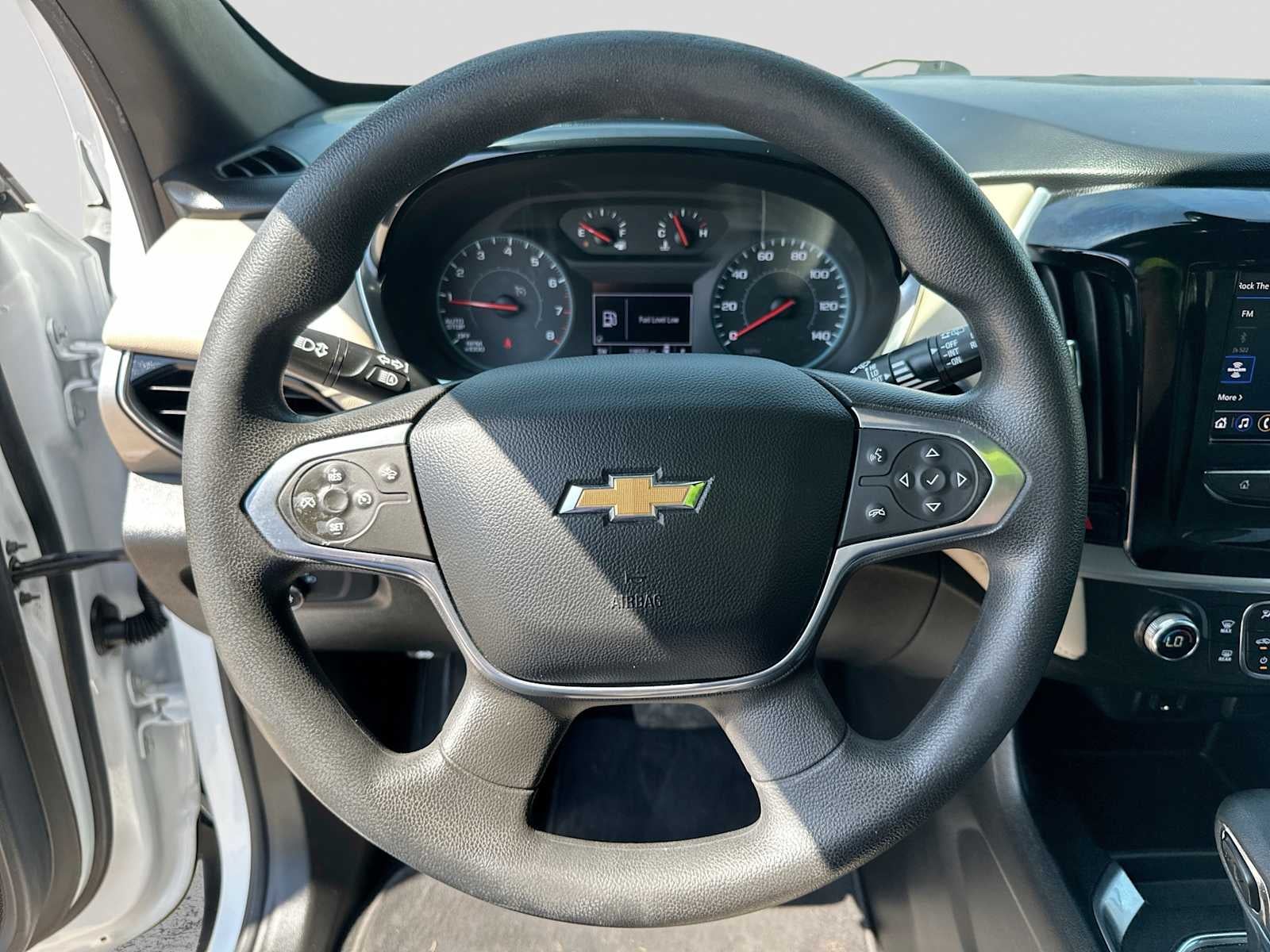 2023 Chevrolet Traverse FWD LS