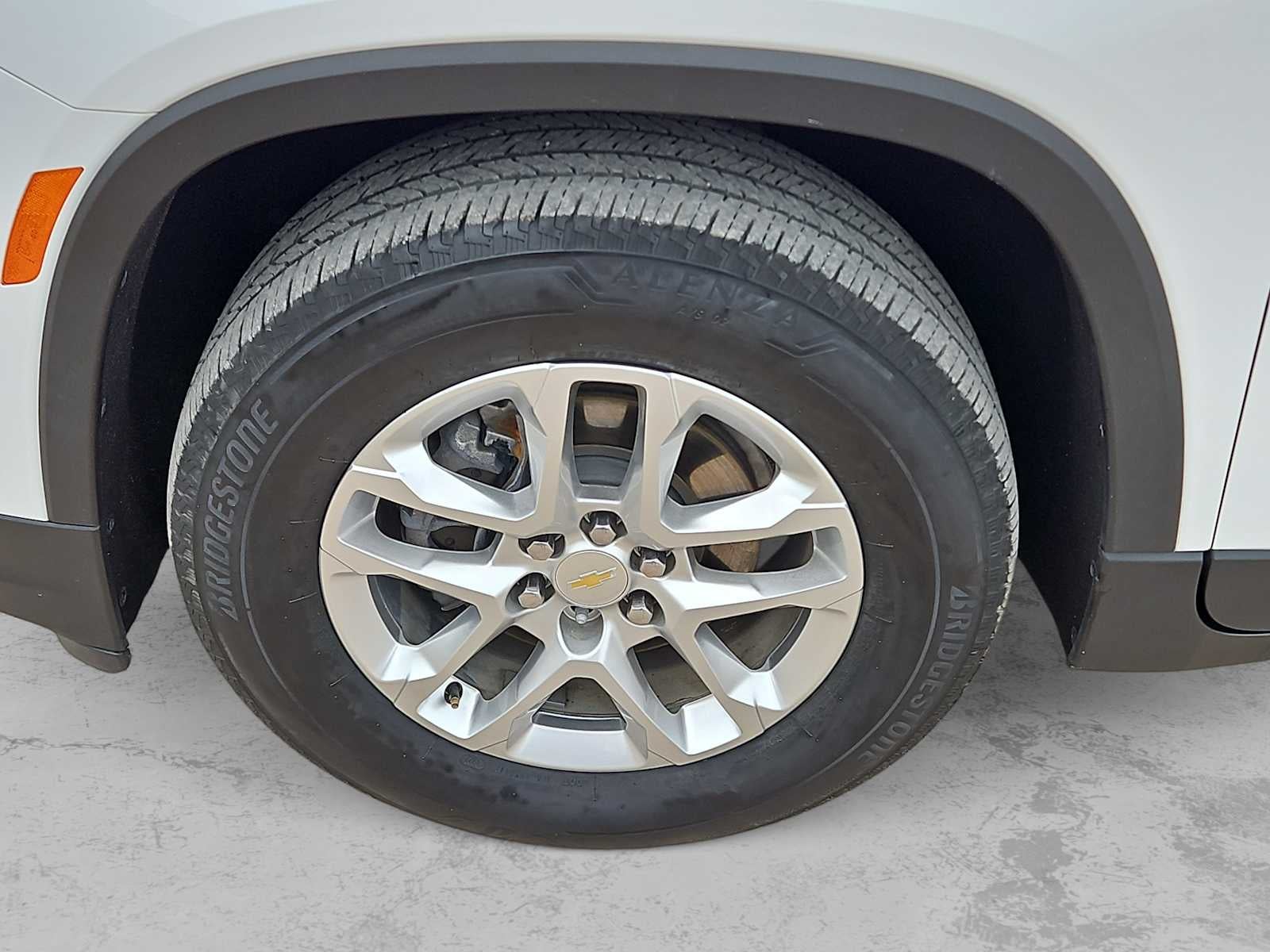 2023 Chevrolet Traverse FWD LS