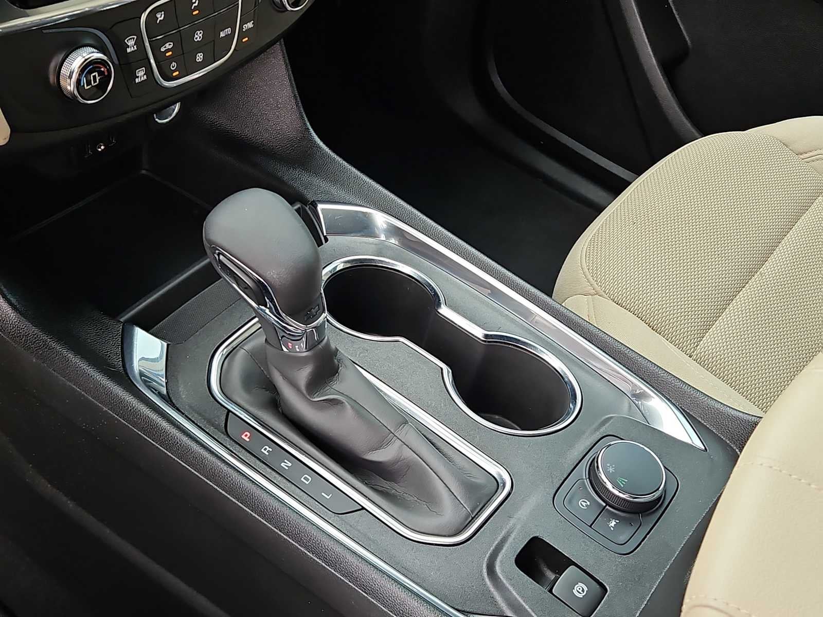 2023 Chevrolet Traverse FWD LS