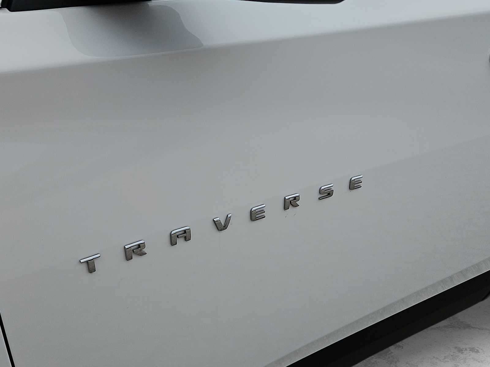 2022 Chevrolet Traverse FWD LT Cloth