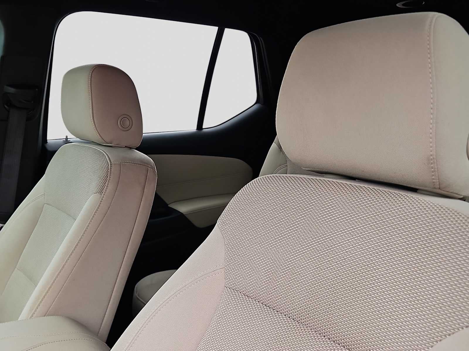 2022 Chevrolet Traverse FWD LT Cloth