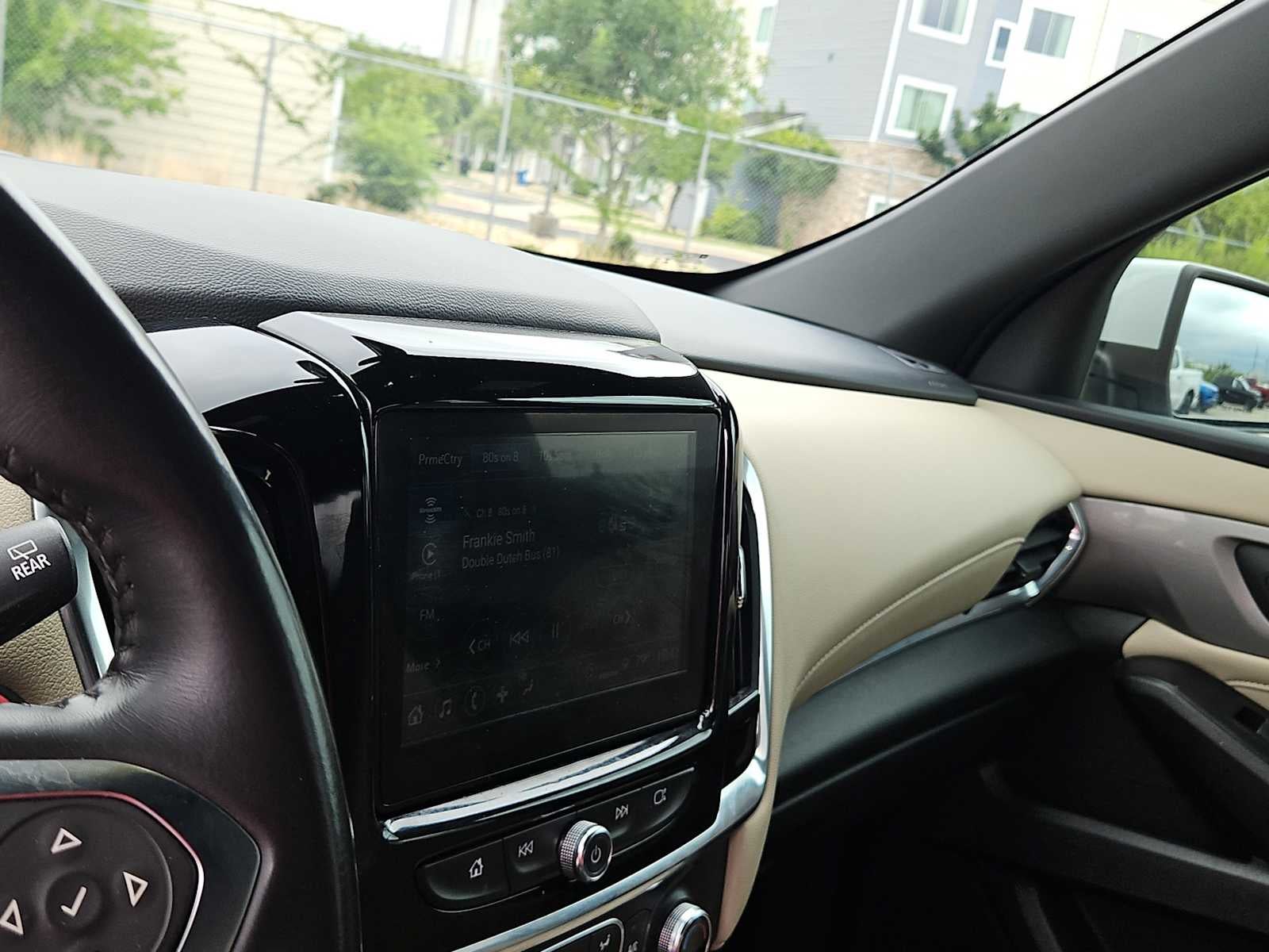 2022 Chevrolet Traverse FWD LT Cloth