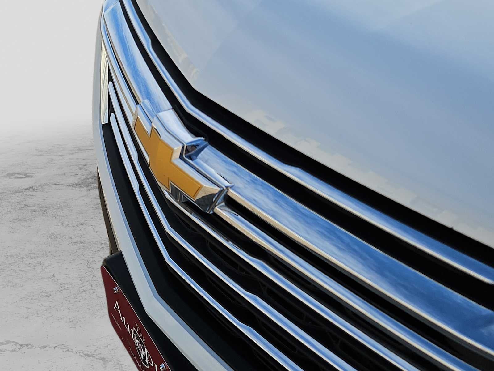 2023 Chevrolet Traverse FWD LT Cloth