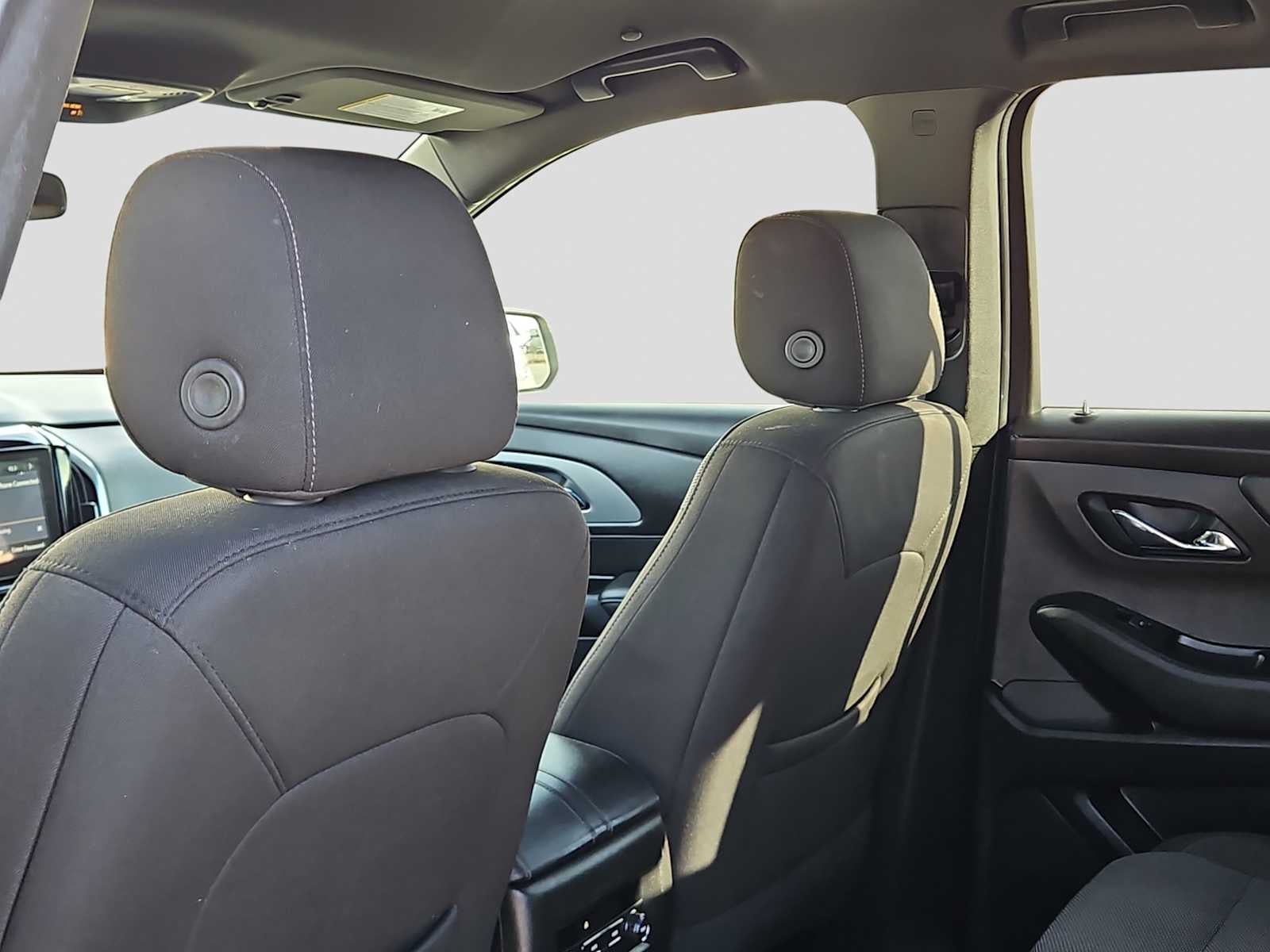 2023 Chevrolet Traverse FWD LT Cloth