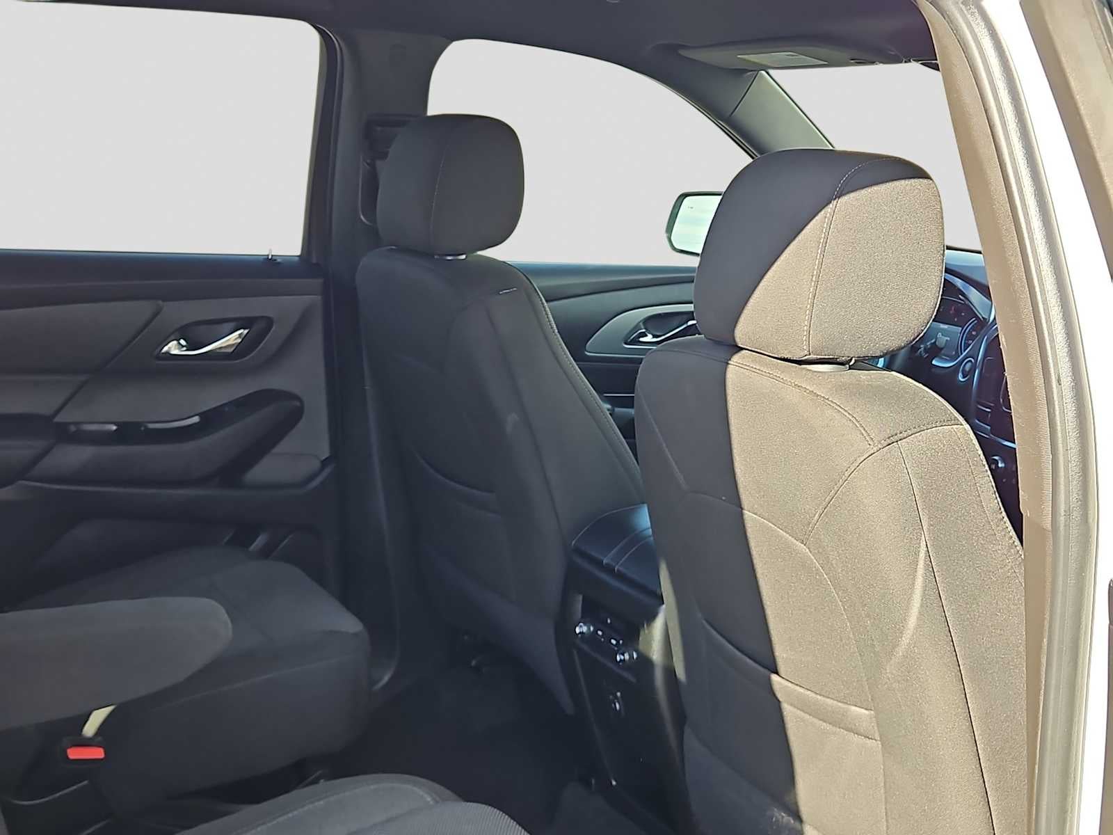 2023 Chevrolet Traverse FWD LT Cloth