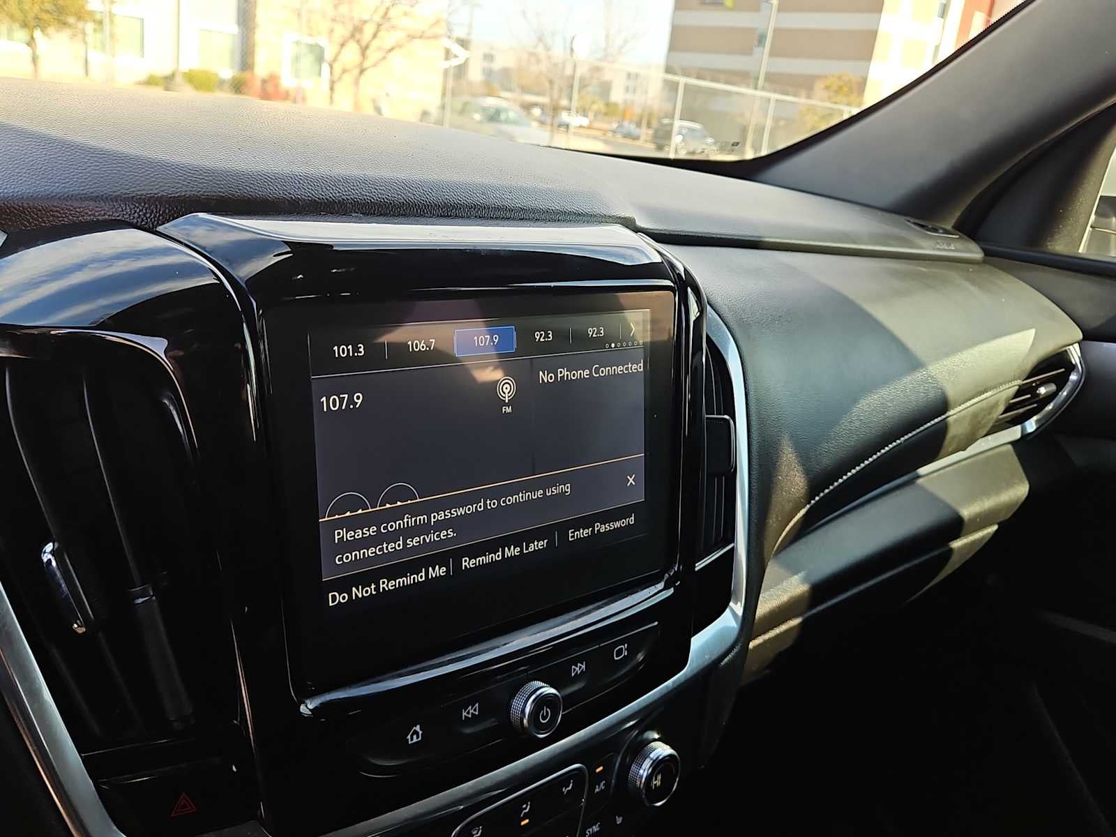 2023 Chevrolet Traverse FWD LT Cloth