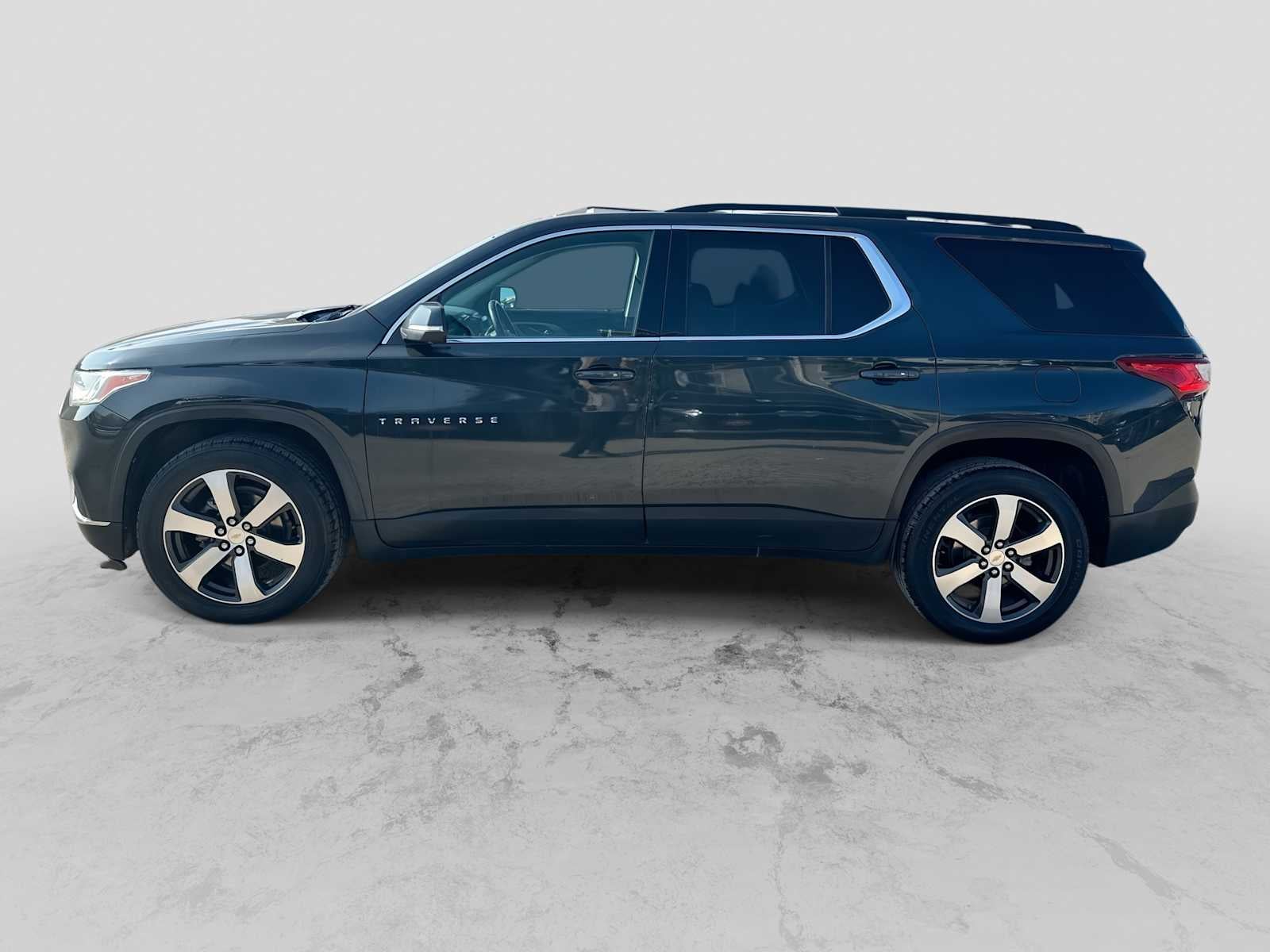 2021 Chevrolet Traverse FWD LT Leather