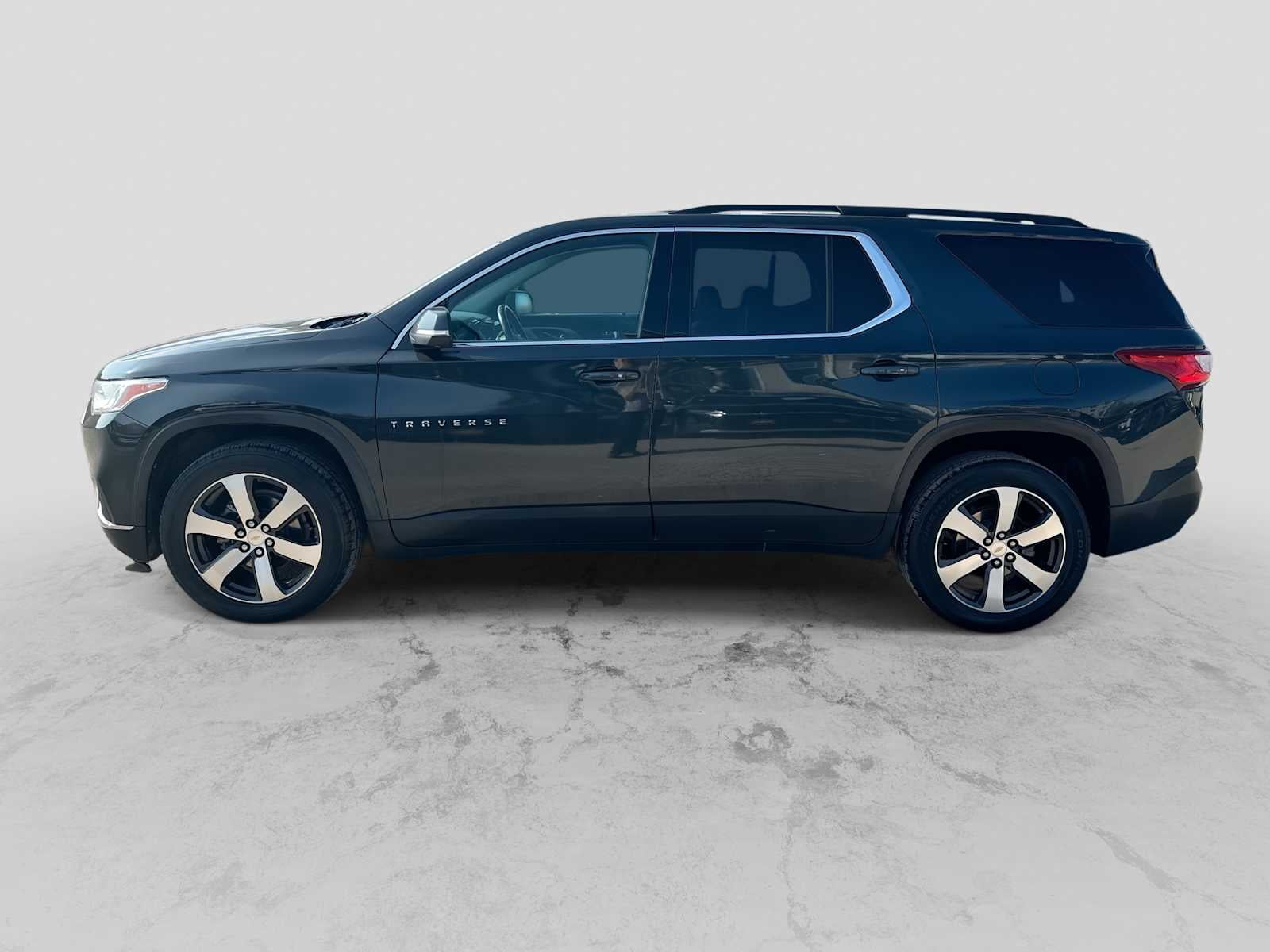 2021 Chevrolet Traverse FWD LT Leather