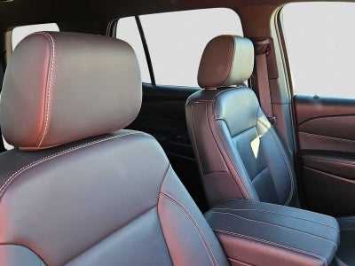 2022 Chevrolet Traverse FWD LT Leather