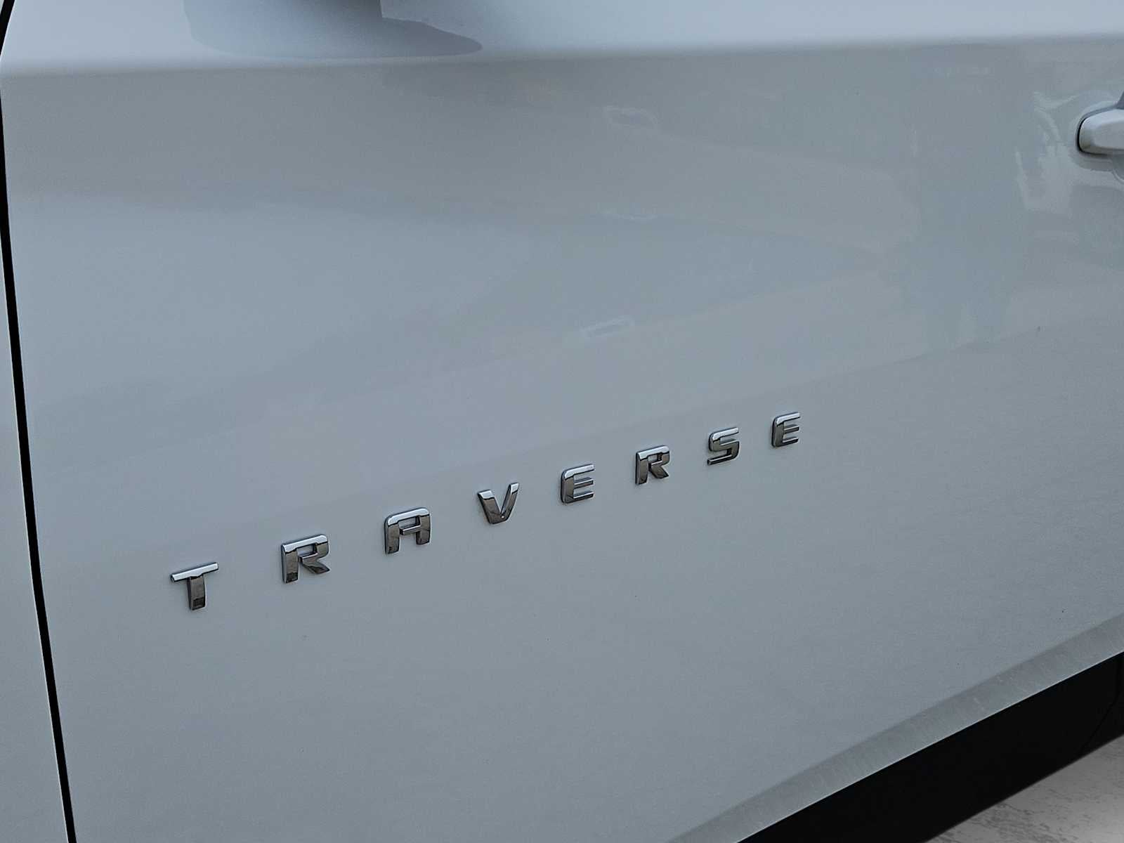 2024 Chevrolet Traverse Limited FWD LT Leather