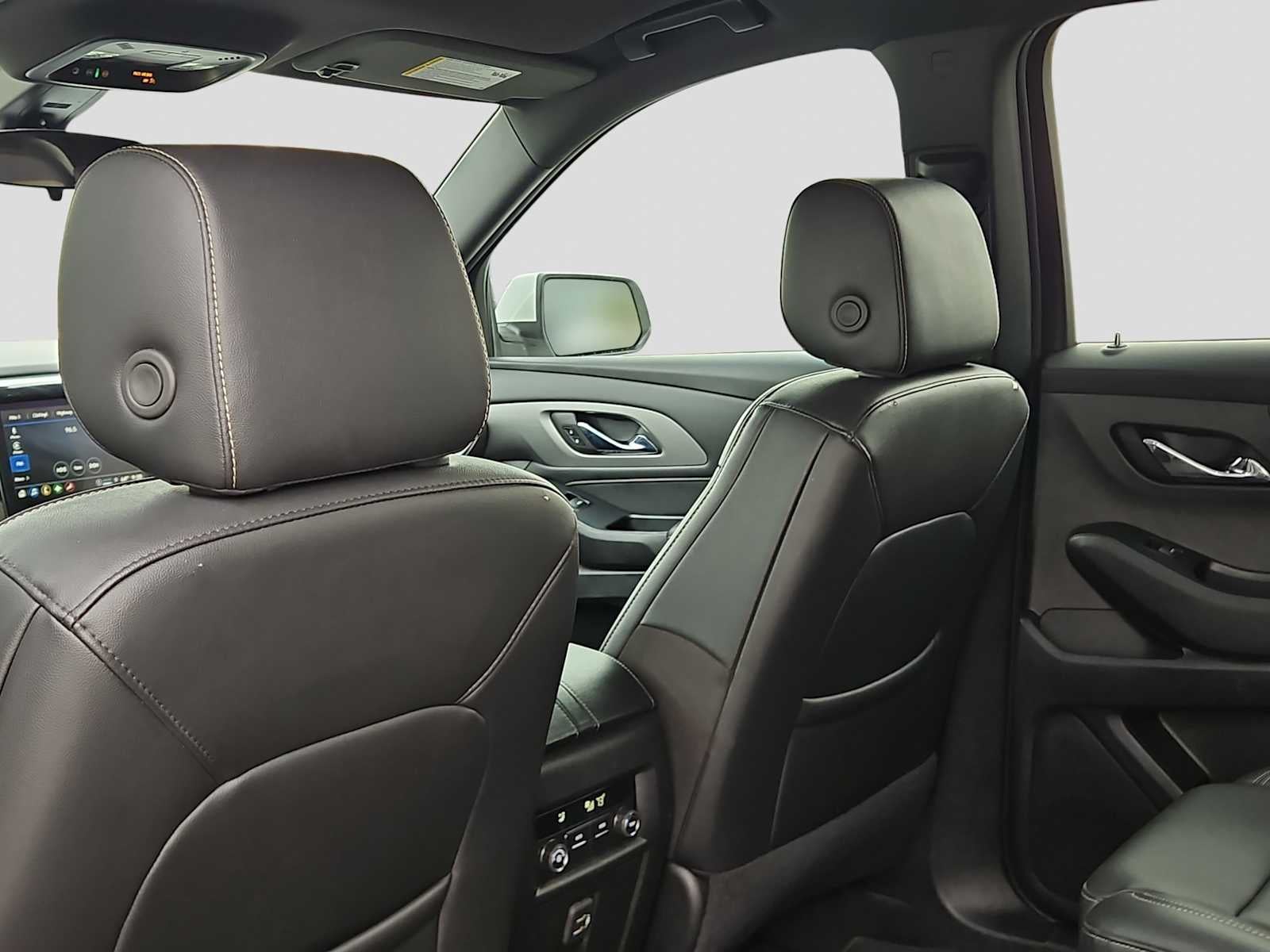 2024 Chevrolet Traverse Limited FWD LT Leather